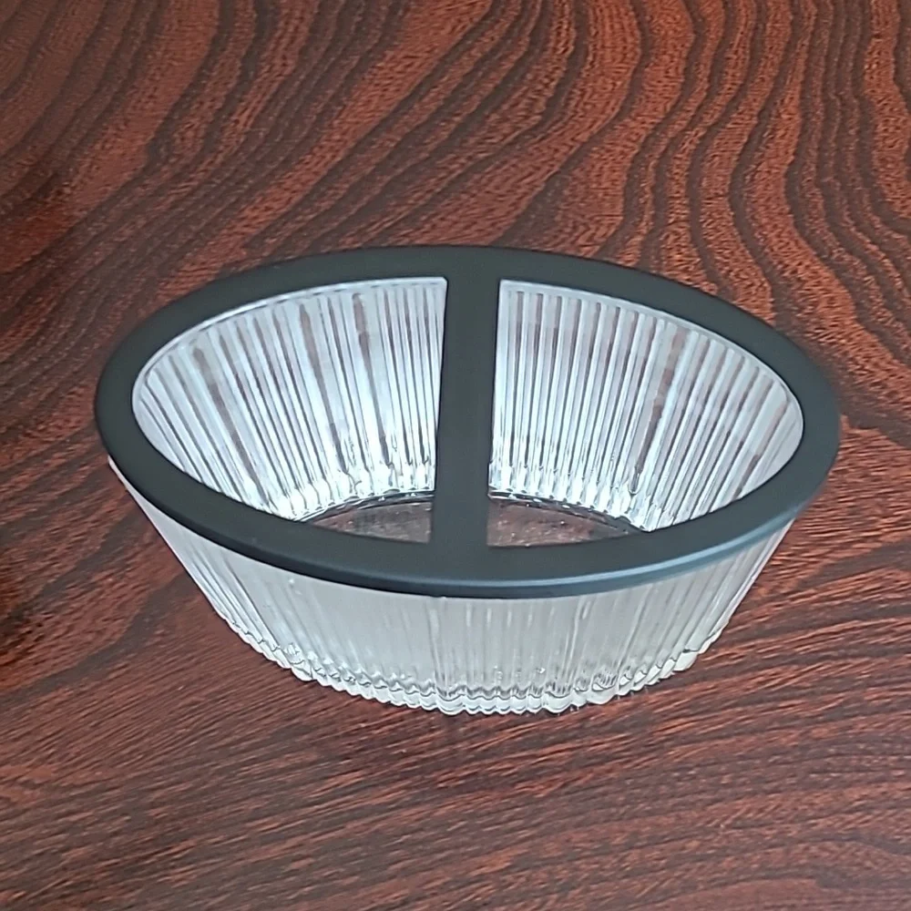 Avanti Ribbed Toothbrush/Toothpaste Holder - Picture 3 of 8